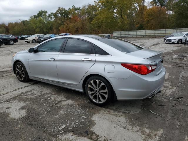 Photo 2 from auction – 2013 HYUNDAI SONATA SE with VIN 5NPEC4AB2DH599691