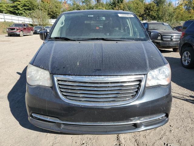 Photo 5 from auction – 2013 CHRYSLER TOWN & COU with VIN 2C4RC1BG4DR742167