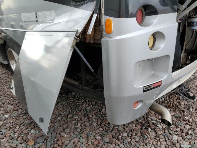 Photo 9 from auction – 2004 FREIGHTLINER CHASSIS X with VIN 4UZAAHBV84CM57535