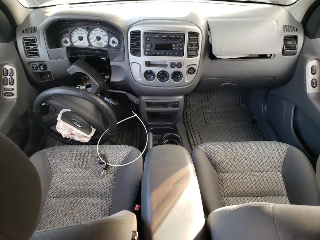 Photo 8 from auction – 2003 FORD ESCAPE XLT with VIN 1FMYU03123KA25403
