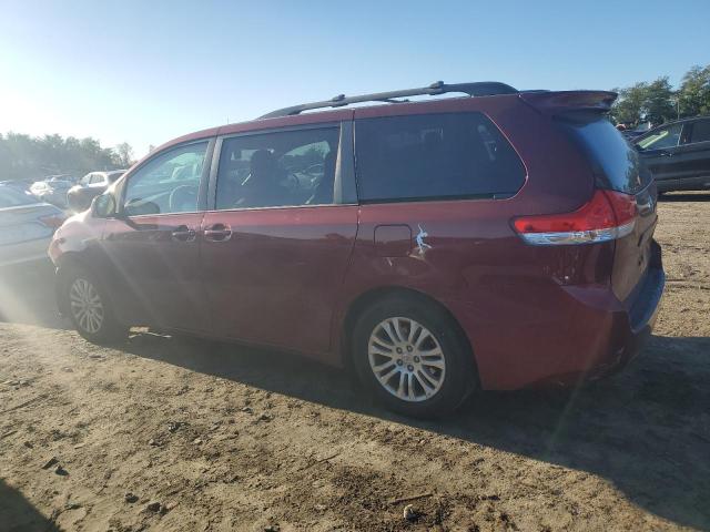Photo 2 from auction – 2014 TOYOTA SIENNA XLE with VIN 5TDYK3DC5ES414849