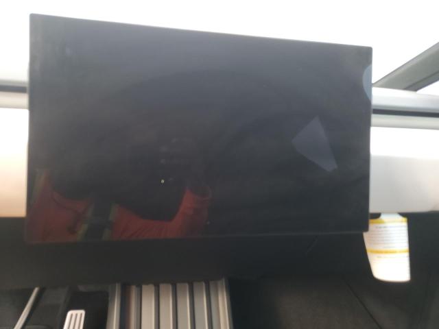 Photo 9 from auction – 2024 TESLA CYBERTRUCK with VIN 7G2CEHED2RA015326