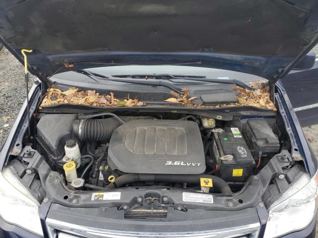 Photo 12 from auction – 2013 CHRYSLER TOWN & COU with VIN 2C4RC1BG5DR657595