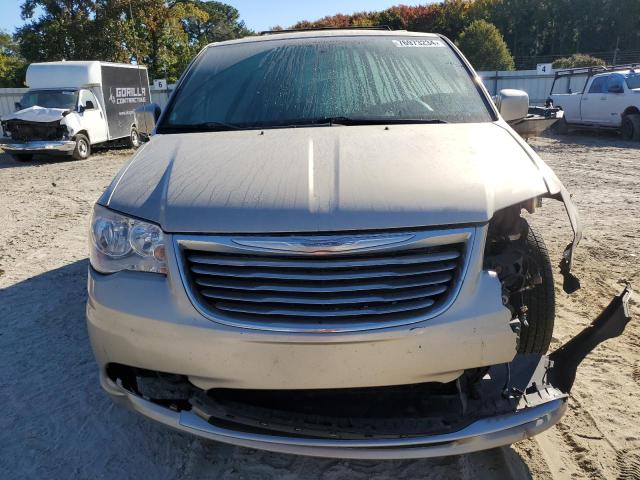 Photo 5 from auction – 2015 CHRYSLER TOWN & COU with VIN 2C4RC1BG2FR739772