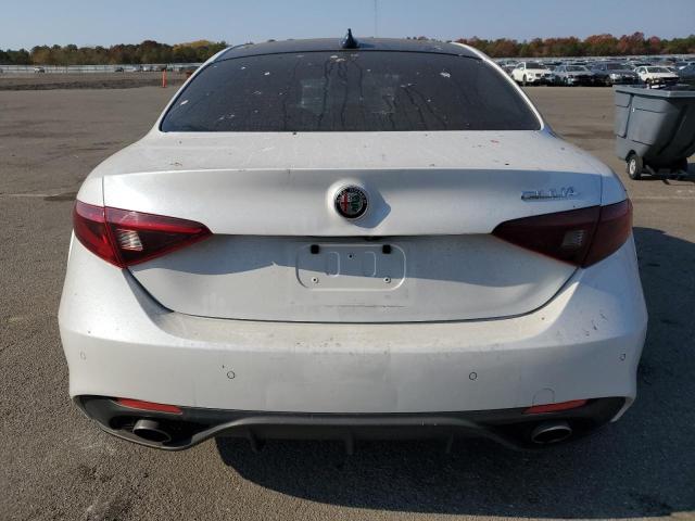 Photo 6 from auction – 2017 ALFA ROMEO GIULIA TI with VIN ZARFAECN6H7538478