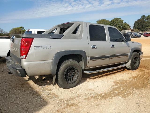 Photo 3 from auction – 2004 CHEVROLET AVALANCHE with VIN 3GNEC12T94G264031