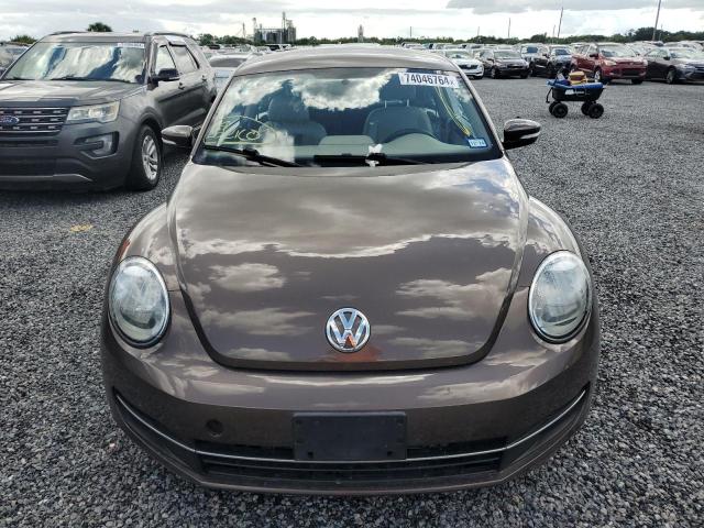 Photo 5 from auction – 2013 VOLKSWAGEN BEETLE with VIN 3VWJL7AT2DM654558