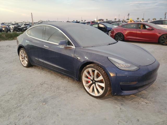 Photo 4 from auction – 2018 TESLA MODEL 3 with VIN 5YJ3E1EBXJF055721