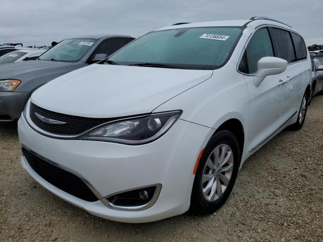 CHRYSLER PACIFICA T 2018 with VIN 2C4RC1BG0JR110763 - Photo from auction