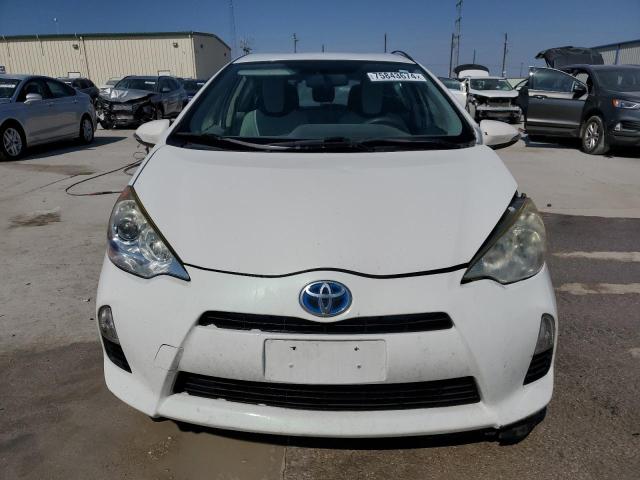 Photo 5 from auction – 2013 TOYOTA PRIUS C with VIN JTDKDTB31D1056504