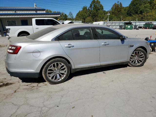Photo 3 from auction – 2015 FORD TAURUS LIM with VIN 1FAHP2F82FG123862
