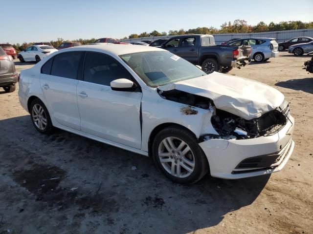 Photo 4 from auction – 2017 VOLKSWAGEN JETTA S with VIN 3VW2B7AJ4HM247398
