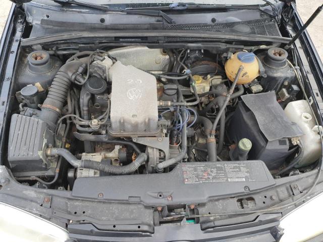 Photo 11 from auction – 2002 VOLKSWAGEN CABRIO GLX with VIN 3VWDC21VX2M813602