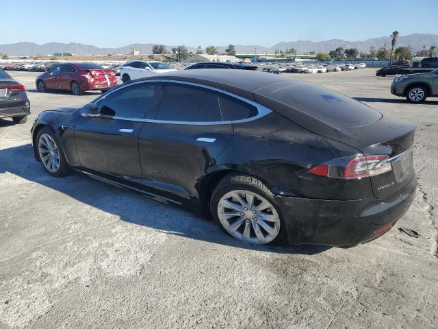 Photo 2 from auction – 2018 TESLA MODEL S with VIN 5YJSA1E22JF280836