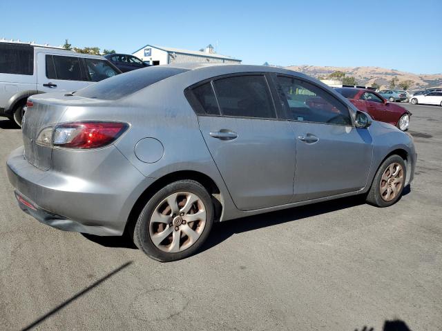Photo 3 from auction – 2011 MAZDA 3 I with VIN JM1BL1UG7B1439948