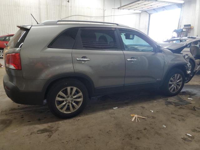 Photo 3 from auction – 2011 KIA SORENTO EX with VIN 5XYKUDA26BG041072