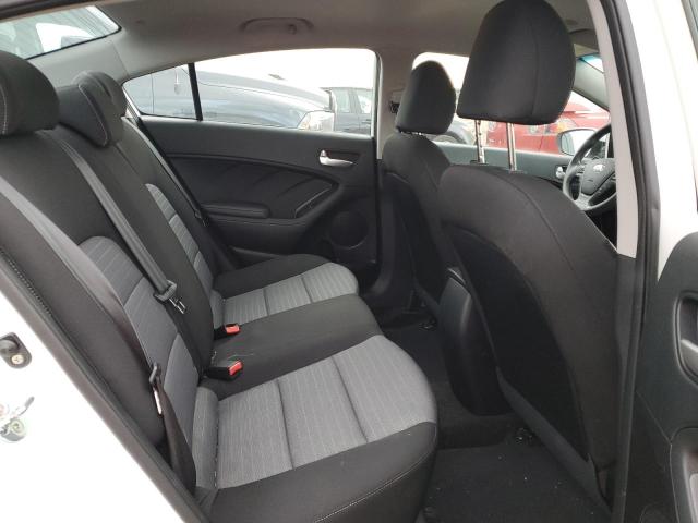 Photo 10 from auction – 2016 KIA FORTE LX with VIN KNAFX4A65G5557626