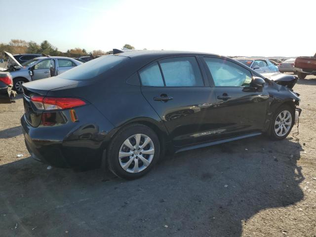 Photo 3 from auction – 2021 TOYOTA COROLLA LE with VIN 5YFEPMAE0MP163875