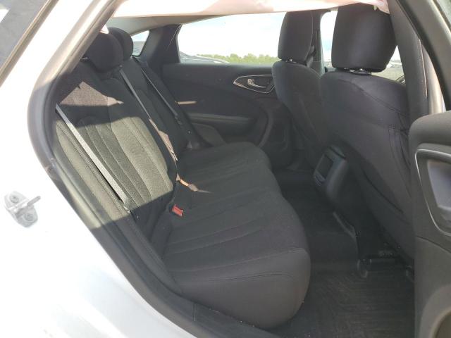 Photo 10 from auction – 2015 CHRYSLER 200 LIMITE with VIN 1C3CCCAB6FN560983