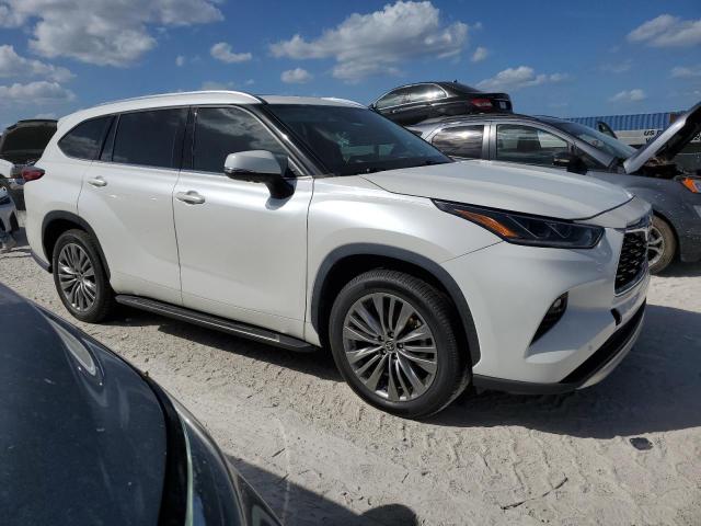 Photo 4 from auction – 2021 TOYOTA HIGHLANDER with VIN 5TDFZRAH7MS045125
