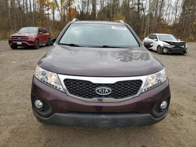 Photo 5 from auction – 2011 KIA SORENTO EX with VIN 5XYKUDA27BG144789
