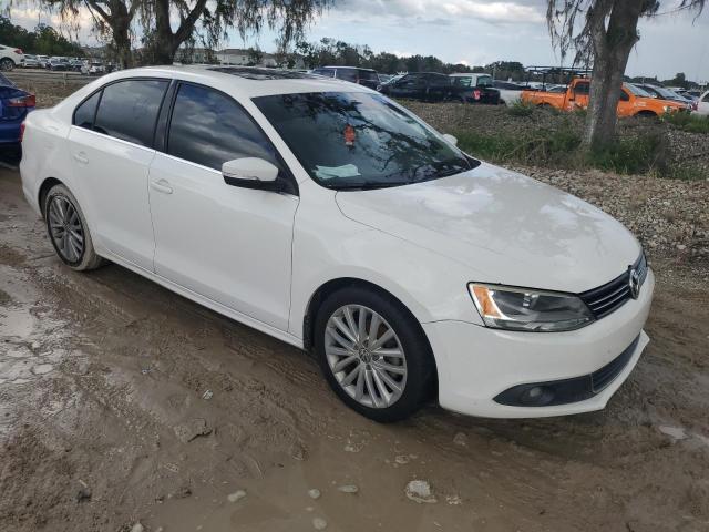 Photo 4 from auction – 2012 VOLKSWAGEN JETTA SEL with VIN 3VWLX7AJ5CM361490