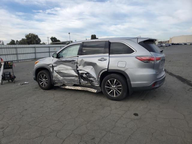 Photo 2 from auction – 2016 TOYOTA HIGHLANDER with VIN 5TDJKRFH6GS265934