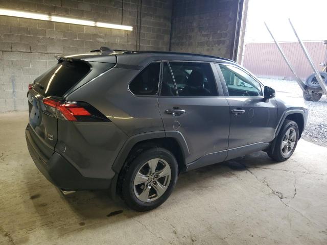 Photo 3 from auction – 2022 TOYOTA RAV4 XLE with VIN 2T3P1RFV4NC266225