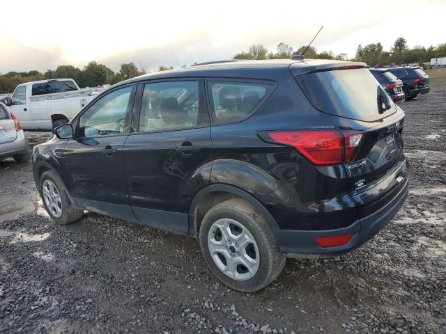 Photo 2 from auction – 2019 FORD ESCAPE S with VIN 1FMCU0F71KUA24949