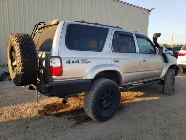 Photo 3 from auction – 2002 TOYOTA 4RUNNER SR with VIN JT3HN86R229076931