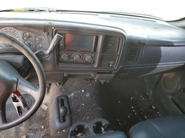 Photo 8 from auction – 2002 CHEVROLET SILVERADO with VIN 1GCEK14V92E256431