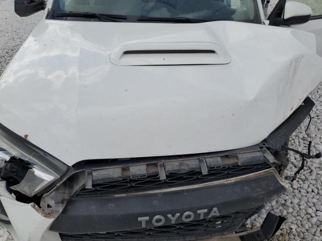 Photo 12 from auction – 2017 TOYOTA 4RUNNER SR with VIN JTEBU5JR6H5444405