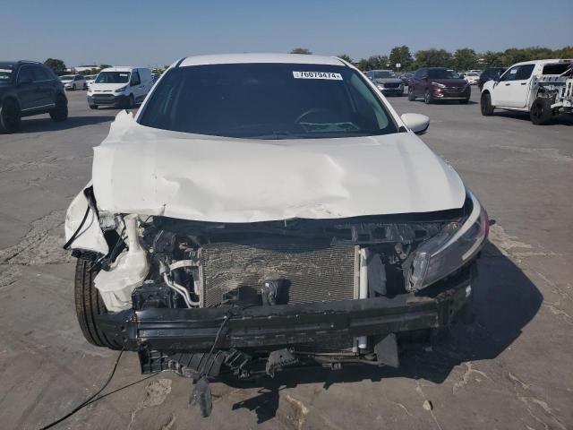 Foto 5 de la subasta – 2018 KIA FORTE con VIN 3KPFK4A70JE231609