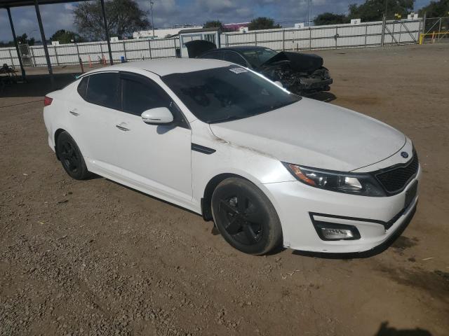 Photo 4 from auction – 2015 KIA OPTIMA LX with VIN KNAGM4A75F5555069