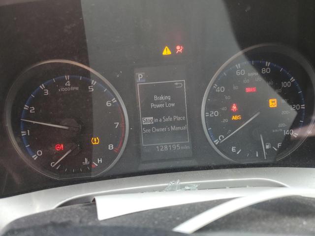 Photo 9 from auction – 2017 TOYOTA RAV4 LE with VIN JTMZFREV8HJ705925