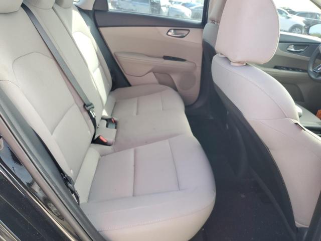 Photo 10 from auction – 2021 KIA FORTE FE with VIN 3KPF24AD3ME390473