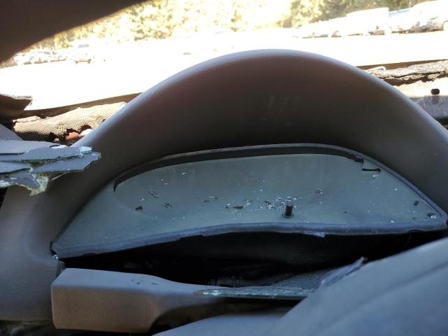 Photo 9 from auction – 2004 TOYOTA CAMRY LE with VIN 4T1BE32K84U347158
