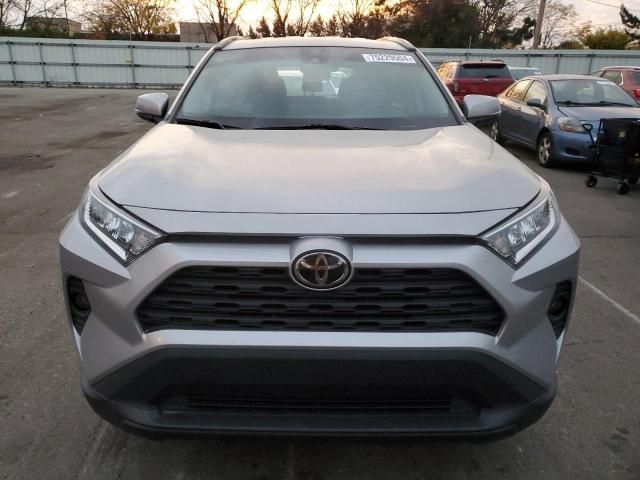 Photo 5 from auction – 2021 TOYOTA RAV4 XLE with VIN 2T3P1RFV4MC252890