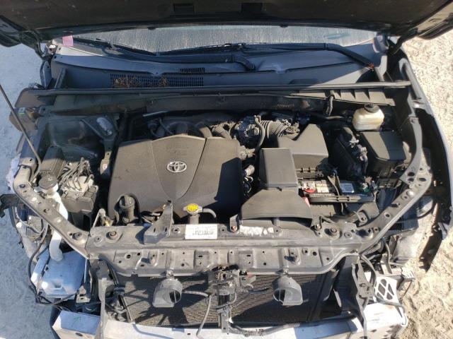 Фото 12 с аукциона – 2017 TOYOTA HIGHLANDER с VIN 5TDJZRFH2HS418046