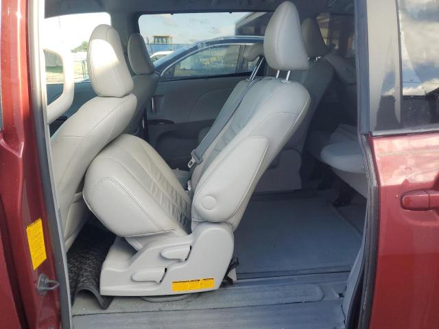 Photo 11 from auction – 2012 TOYOTA SIENNA XLE with VIN 5TDYK3DC5CS207293