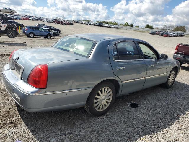 Photo 3 from auction – 2003 LINCOLN TOWN CAR S with VIN 1LNHM82W63Y700372
