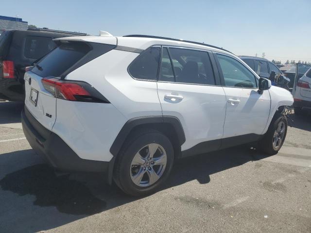 Photo 3 from auction – 2024 TOYOTA RAV4 XLE with VIN 2T3W1RFV2RC287026