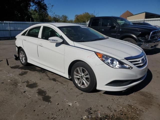 Photo 4 from auction – 2014 HYUNDAI SONATA GLS with VIN 5NPEB4AC3EH888155