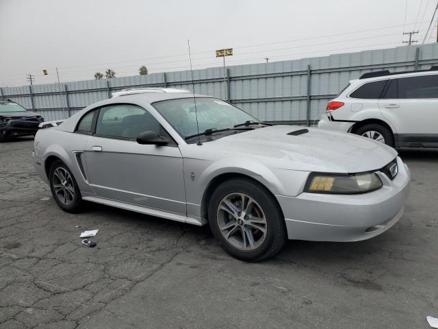 Photo 4 from auction – 2001 FORD MUSTANG with VIN 1FAFP40411F232353