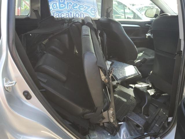 Photo 11 from auction – 2019 TOYOTA HIGHLANDER with VIN 5TDKZRFH6KS574554