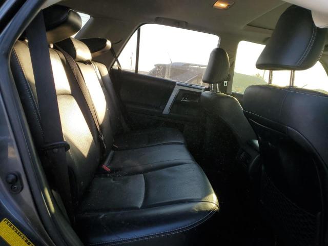 Photo 11 from auction – 2018 TOYOTA 4RUNNER SR with VIN JTEZU5JR0J5176245