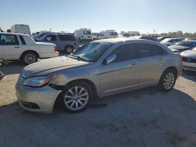 CHRYSLER 200 LIMITE 2013 with VIN 1C3CCBCG5DN554236 - Photo from auction