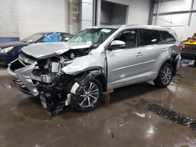 TOYOTA HIGHLANDER 2017 with VIN 5TDJZRFH1HS518252 - Photo from auction