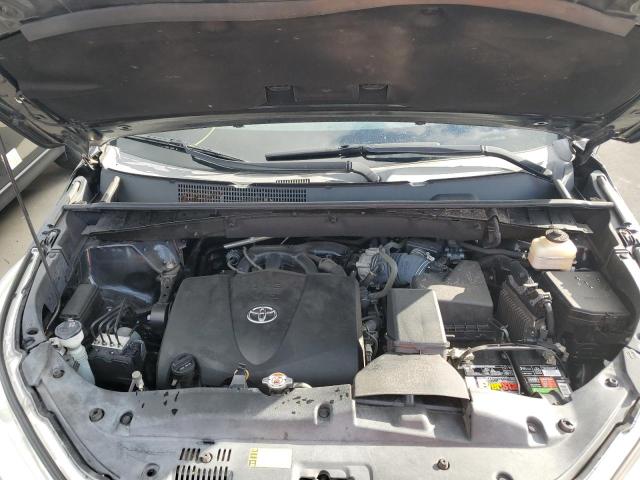 Photo 12 from auction – 2018 TOYOTA HIGHLANDER with VIN 5TDJZRFH8JS530565
