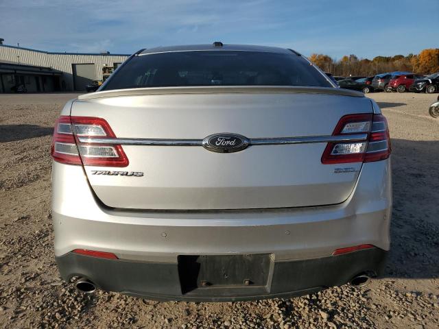 Photo 6 from auction – 2017 FORD TAURUS SEL with VIN 1FAHP2E82HG136826